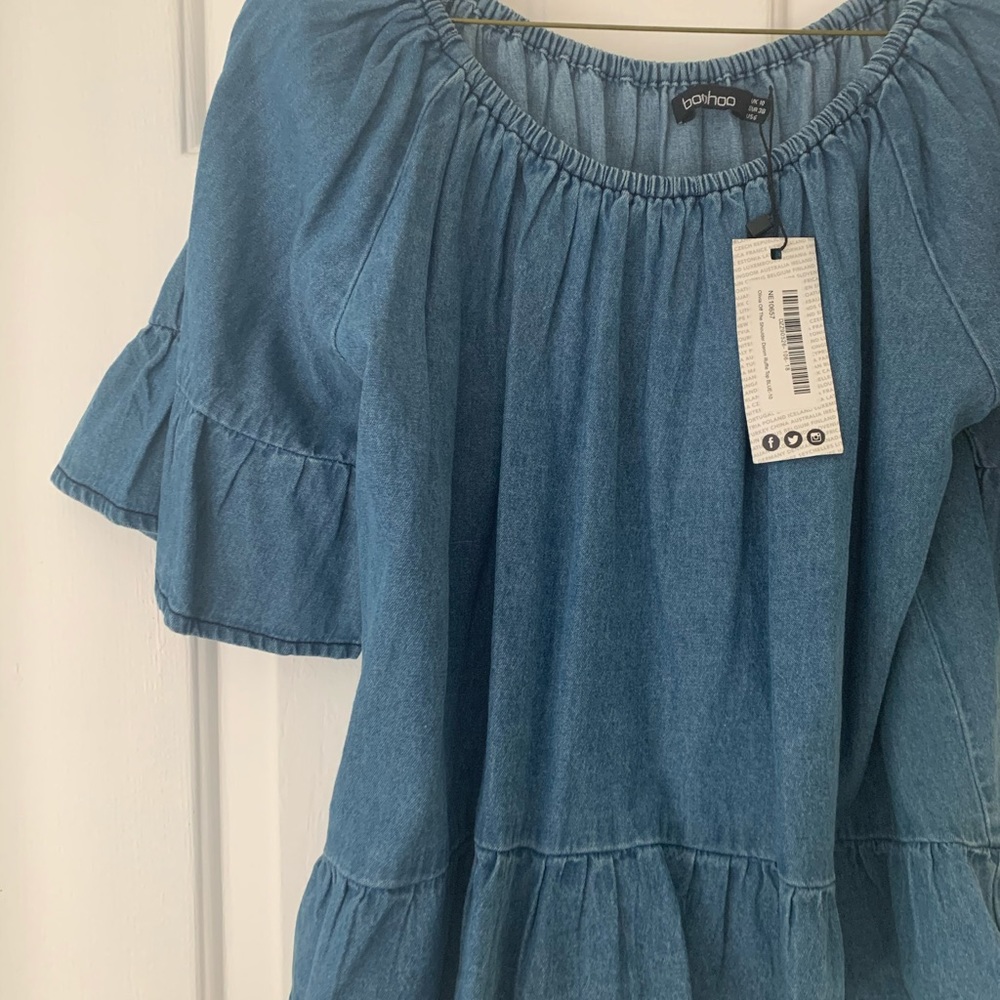 NWT Boohoo Denim Off the Shoulder Top size 6